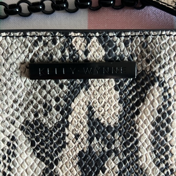 Kelly Wynne snake skin clutch! Has wristlet strap and long black chain strap! - Picture 3 of 5